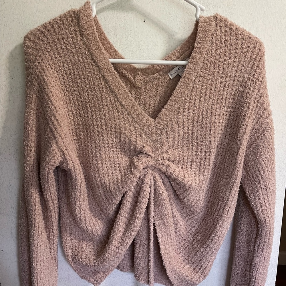 Tan crop sweater size S but runs like a M